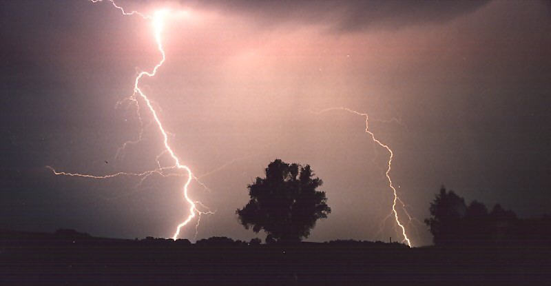 Thunderstorm (45 kB)